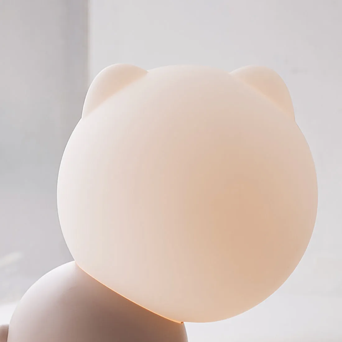 Adorable Round Cat Warm Night Light