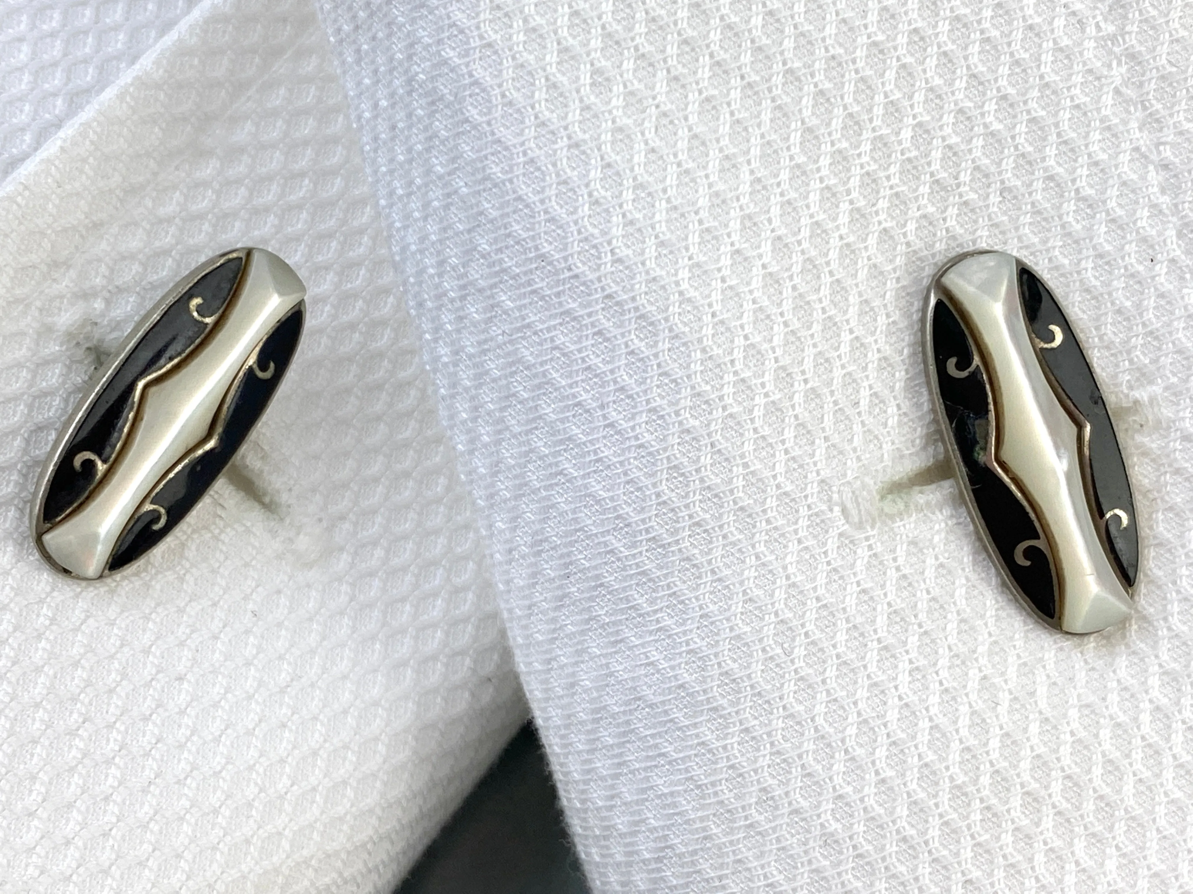 Antique Men's Silver Oval Cufflinks, Black & White Inlay, Curved Bar & Bean Back