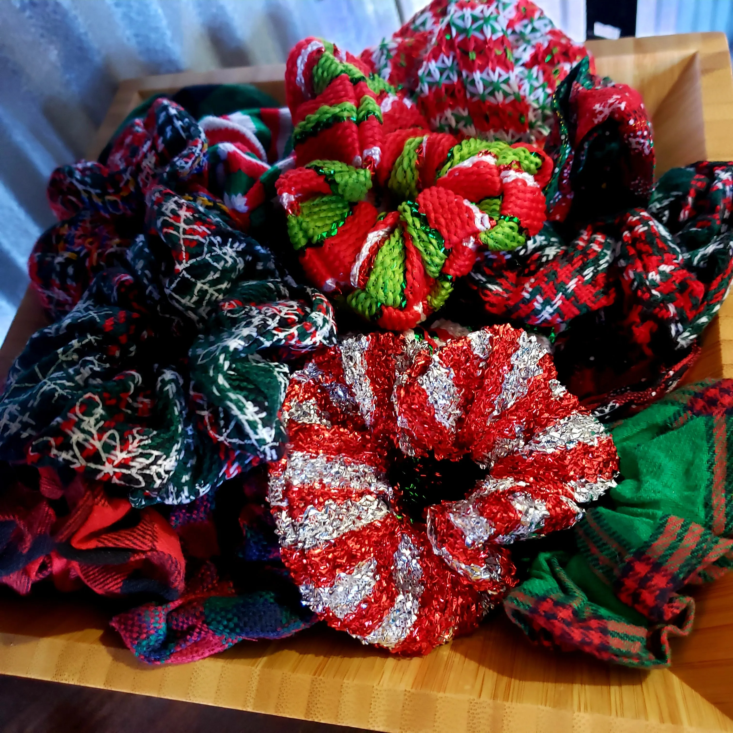 CHRISTMAS HAIR SCRUNCHIES