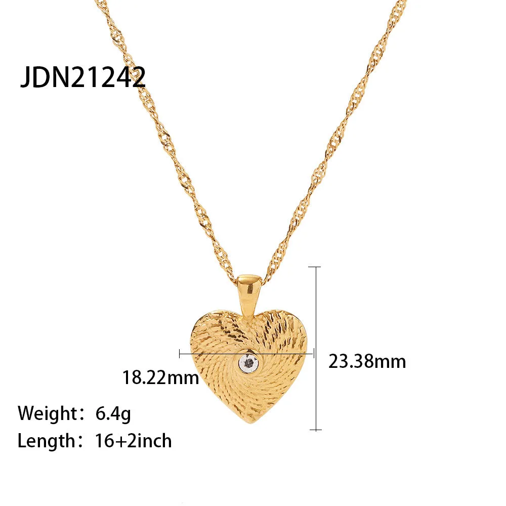 SISSLIA French Retro Twist Titanium Steel Heart-Shaped Women's Zircon Love Pendant Necklace for Women