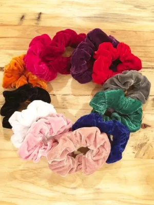 VELOUR HAIR SCRUNCHIES